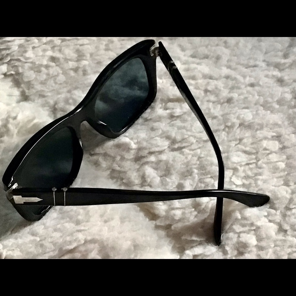 Persol Men’s Sunglasses PO3065-S Handmade in Italy Polarized/Photo Lens